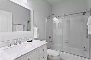 919 Normandy Trace Rd, Tampa, FL 33602 - Photo 24