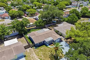 9316 Mark Twain Ln, Port Richey, FL 34668 - Photo 14