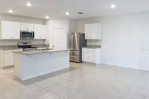 533 Talisi Loop, Saint Cloud, FL 34771 - Photo 8