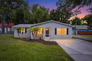 38745 2nd Ave, Zephyrhills, FL 33542 - Photo 2