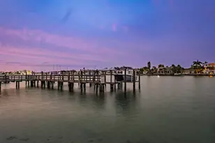10133 Gulf Blvd, Saint Petersburg, FL 33706 - Photo 58