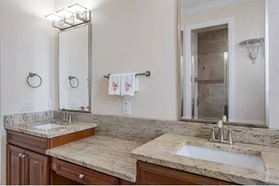 10133 Gulf Boulevard #E4, Saint Petersburg, FL 33706 - Photo 24
