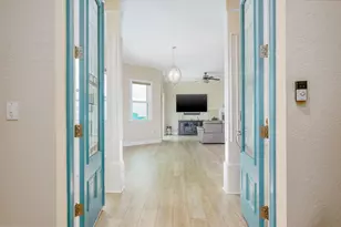 10133 Gulf Blvd, Saint Petersburg, FL 33706 - Photo 6