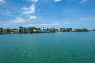 10133 Gulf Blvd, Saint Petersburg, FL 33706 - Photo 48