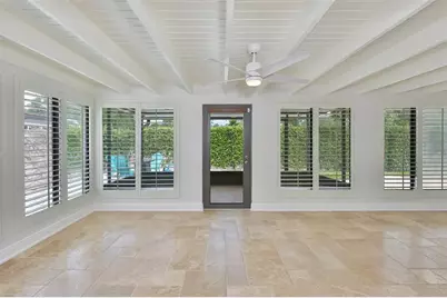 14651 Village Glen Circle, Tampa, FL 33618 - Photo 8