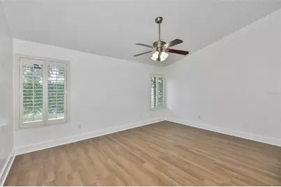 14651 Village Glen Circle, Tampa, FL 33618 - Photo 24