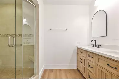 14651 Village Glen Circle, Tampa, FL 33618 - Photo 26