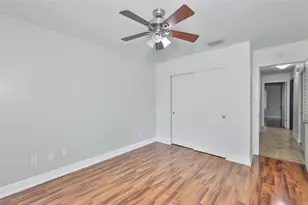 14651 Village Glen Cir, Tampa, FL 33618 - Photo 32