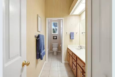 1246 Darlington Oak Circle NE, Saint Petersburg, FL 33703 - Photo 34