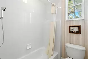 1246 Darlington Oak Cir NE, Saint Petersburg, FL 33703 - Photo 36