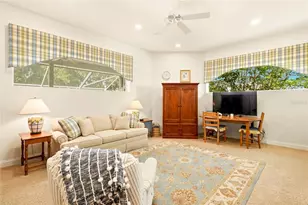 1246 Darlington Oak Cir NE, Saint Petersburg, FL 33703 - Photo 38
