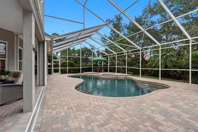 1246 Darlington Oak Circle NE, Saint Petersburg, FL 33703 - Photo 58
