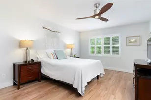 10152 Regal Dr, Largo, FL 33774 - Photo 18