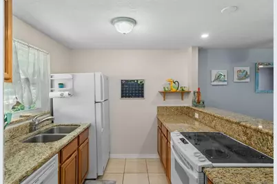 7906 Woodvine Circle, Tampa, FL 33615 - Photo 10