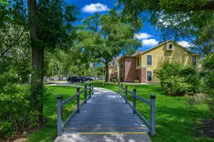 8621 Fancy Finch Dr, Tampa, FL 33614 - Photo 68