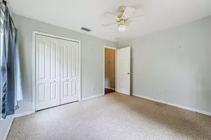 2003 Berry Lake Dr, Brandon, FL 33510 - Photo 30
