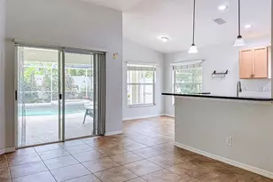 2003 Berry Lake Dr, Brandon, FL 33510 - Photo 6