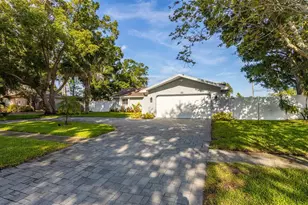 3276 Fox Hill Dr, Clearwater, FL 33761 - Photo 44