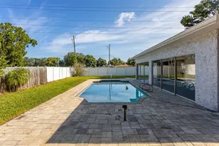 3276 Fox Hill Dr, Clearwater, FL 33761 - Photo 34