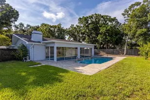 3276 Fox Hill Dr, Clearwater, FL 33761 - Photo 2