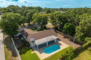 3276 Fox Hill Dr, Clearwater, FL 33761 - Photo 42