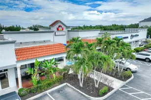 8911 Daniels Pkwy, Fort Myers, FL 33912 - Photo 18