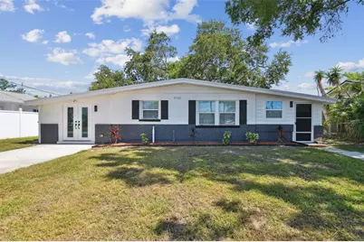 8703 Driftwood Drive, Tampa, FL 33615 - Photo 14