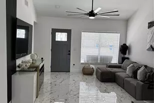 10114 Briarwick Ct, Tampa, FL 33615 - Photo 6