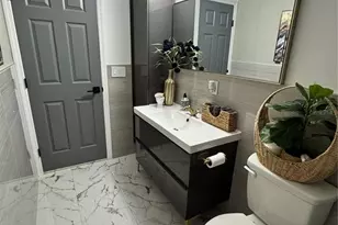 10114 Briarwick Ct, Tampa, FL 33615 - Photo 28