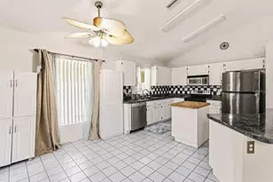 9714 Stone Mountain Pl, Tampa, FL 33634 - Photo 6