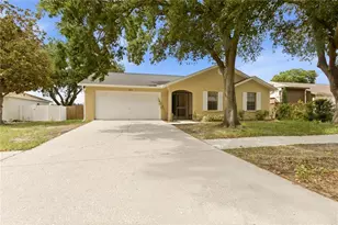 929 Sandywood Dr, Brandon, FL 33510 - Photo 10