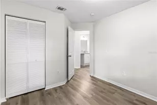 929 Sandywood Dr, Brandon, FL 33510 - Photo 16