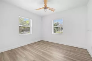 2325 Highland St S, Saint Petersburg, FL 33705 - Photo 30