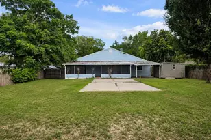 521 Green Cir, Fort Meade, FL 33841 - Photo 16