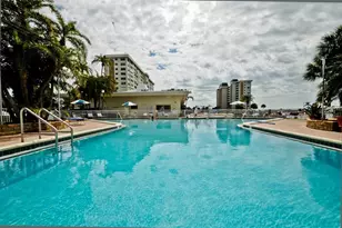 4650 Cove Cir, Saint Petersburg, FL 33708 - Photo 34