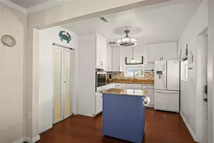 1121 Sunnydale Dr, Clearwater, FL 33755 - Photo 16