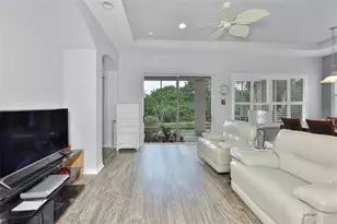 1050 Regal Manor Way, Sun City Center, FL 33573 - Photo 2