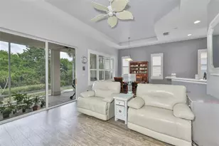 1050 Regal Manor Way, Sun City Center, FL 33573 - Photo 10