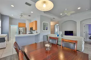 1050 Regal Manor Way, Sun City Center, FL 33573 - Photo 4