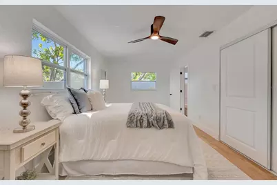 7454 Locust Street NE, Saint Petersburg, FL 33702 - Photo 30