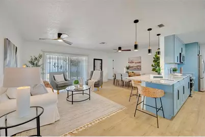 7454 Locust Street NE, Saint Petersburg, FL 33702 - Photo 6