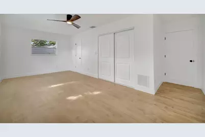 7454 Locust Street NE, Saint Petersburg, FL 33702 - Photo 26