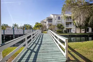 6826 Stonesthrow Cir N, Saint Petersburg, FL 33710 - Photo 20