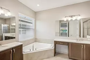 4838 Sevilla Shores Dr, Wimauma, FL 33598 - Photo 30