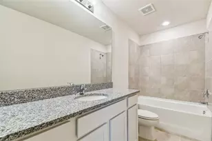 33411 Barnebrook Dr, Wesley Chapel, FL 33545 - Photo 4