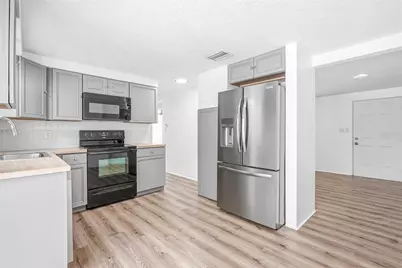2048 Hess Drive, Holiday, FL 34691 - Photo 6