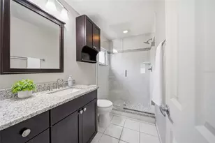 17513 Shadyside Cir, Lutz, FL 33549 - Photo 14