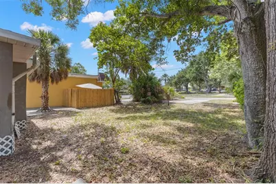 1015 Metto Street, Clearwater, FL 33755 - Photo 26