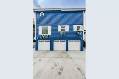 8432 W Gulf Boulevard #Jellyfish, Treasure Island, FL 33706 - Photo 1