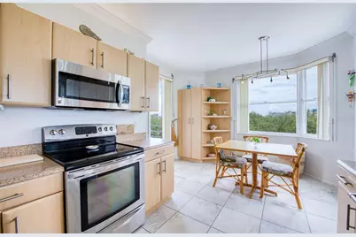 7974 Sailboat Key Boulevard S #301, South Pasadena, FL 33707 - Photo 10